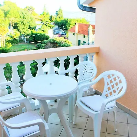 Sanja-centar Apartment *